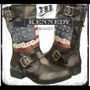 White Mountain Distressed flag Moto boots 6.5